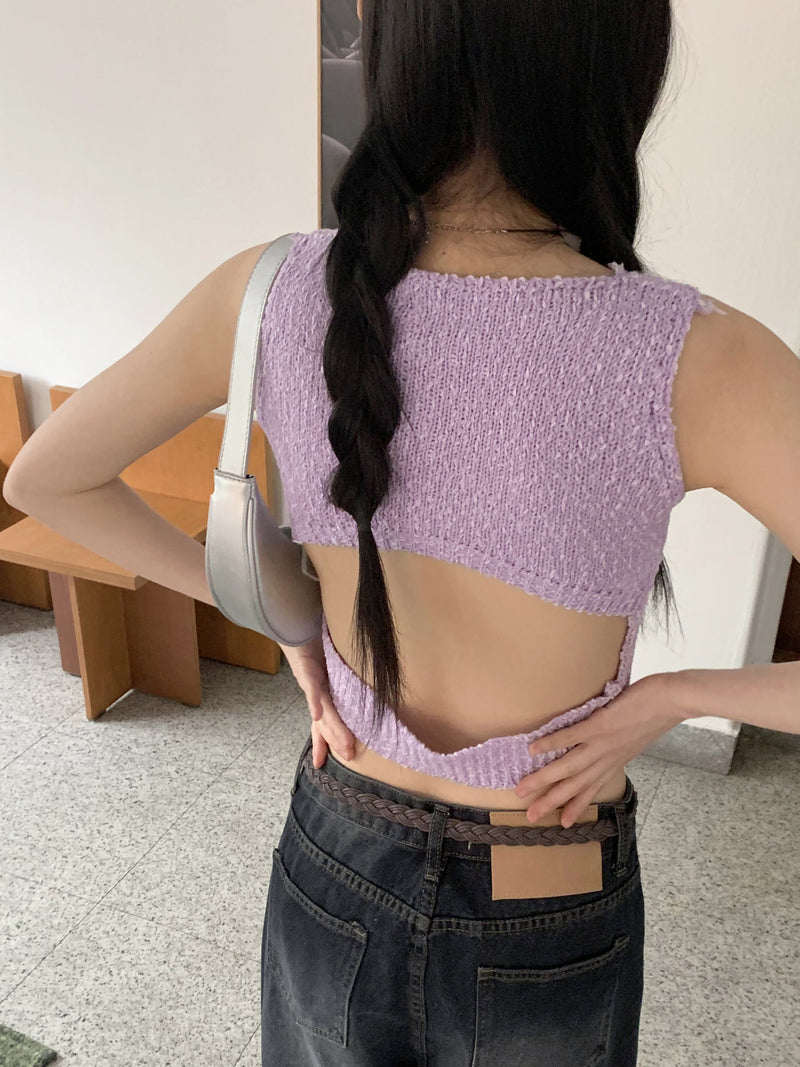 バックレススリットニットクロップドスリーブレス/Mollin Backless Slit Knitwear Cropped Sleeveless