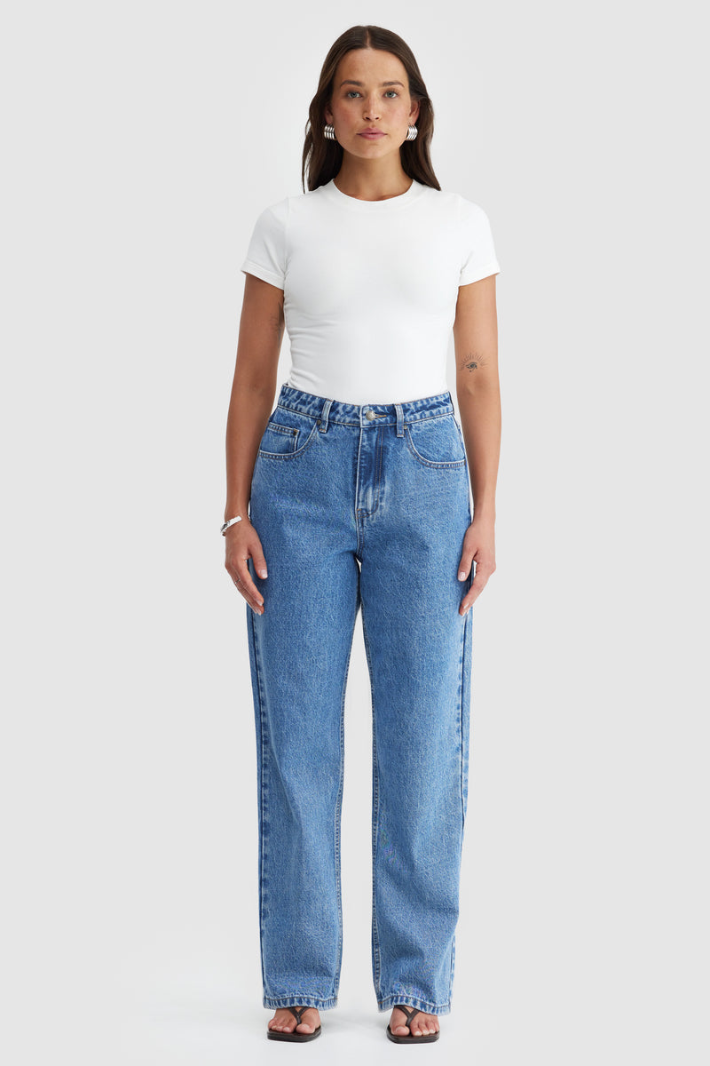 Willow Denim Straight Leg Jean Mid Blue
