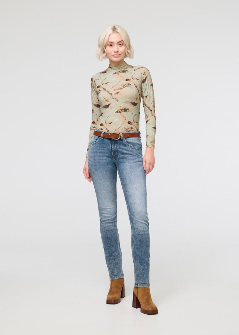 Performance Denim Mid Rise Slim Straight - Beach Blue