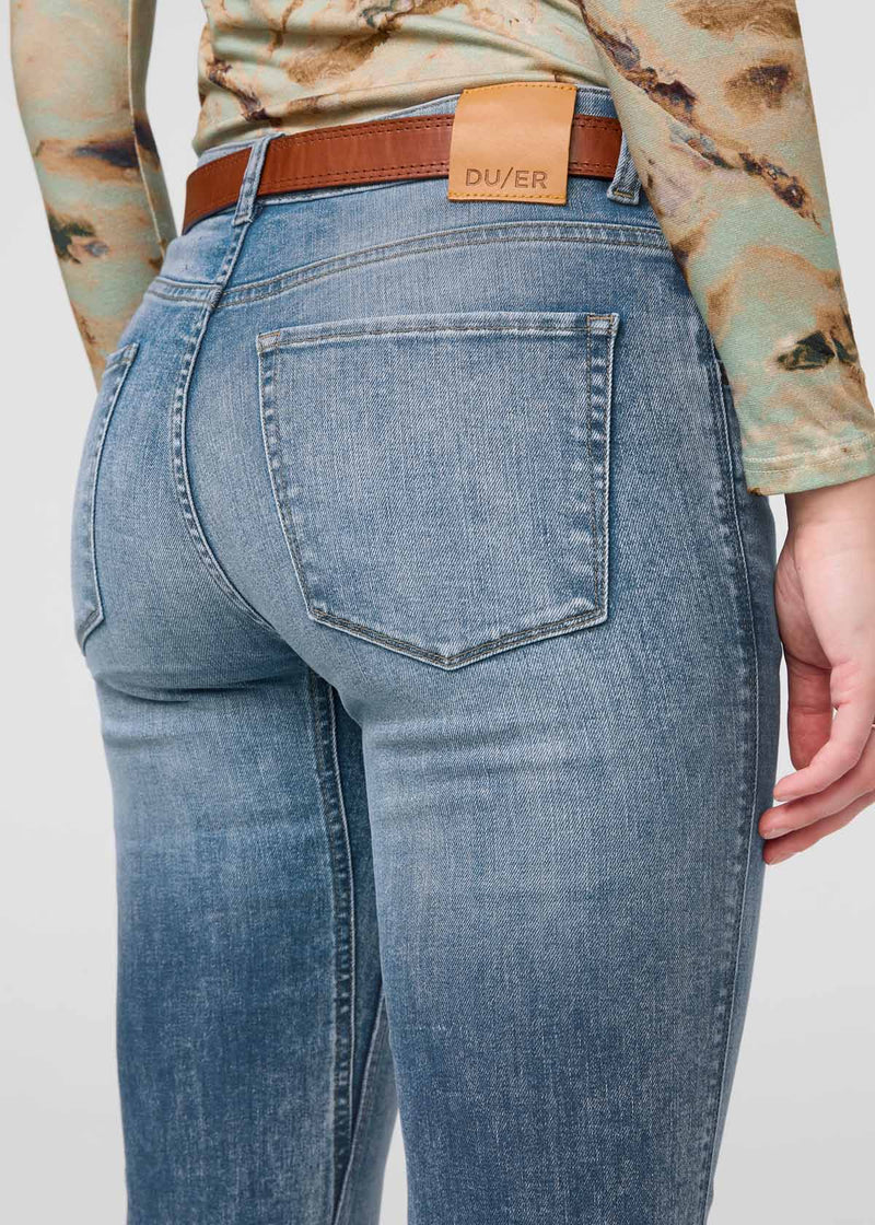 Performance Denim Mid Rise Slim Straight - Beach Blue