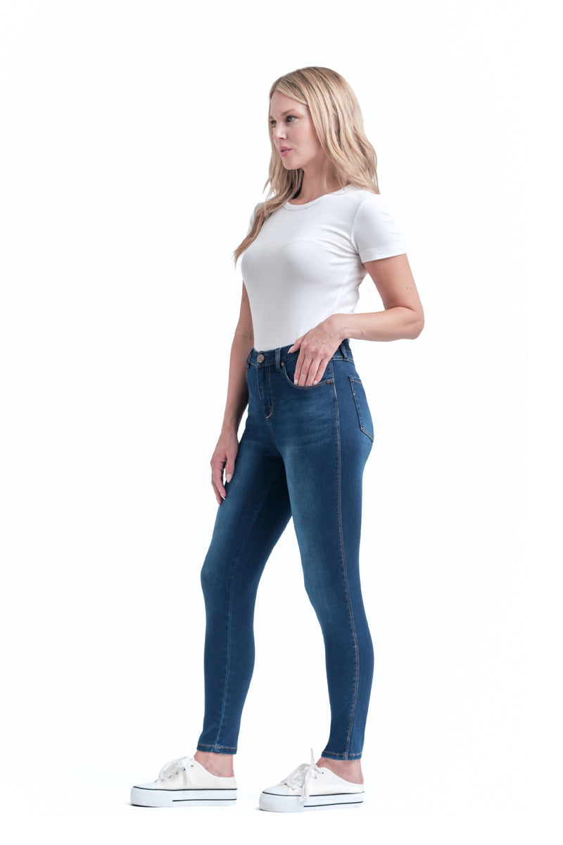 Gia Butter Ankle Skinny in Lennox