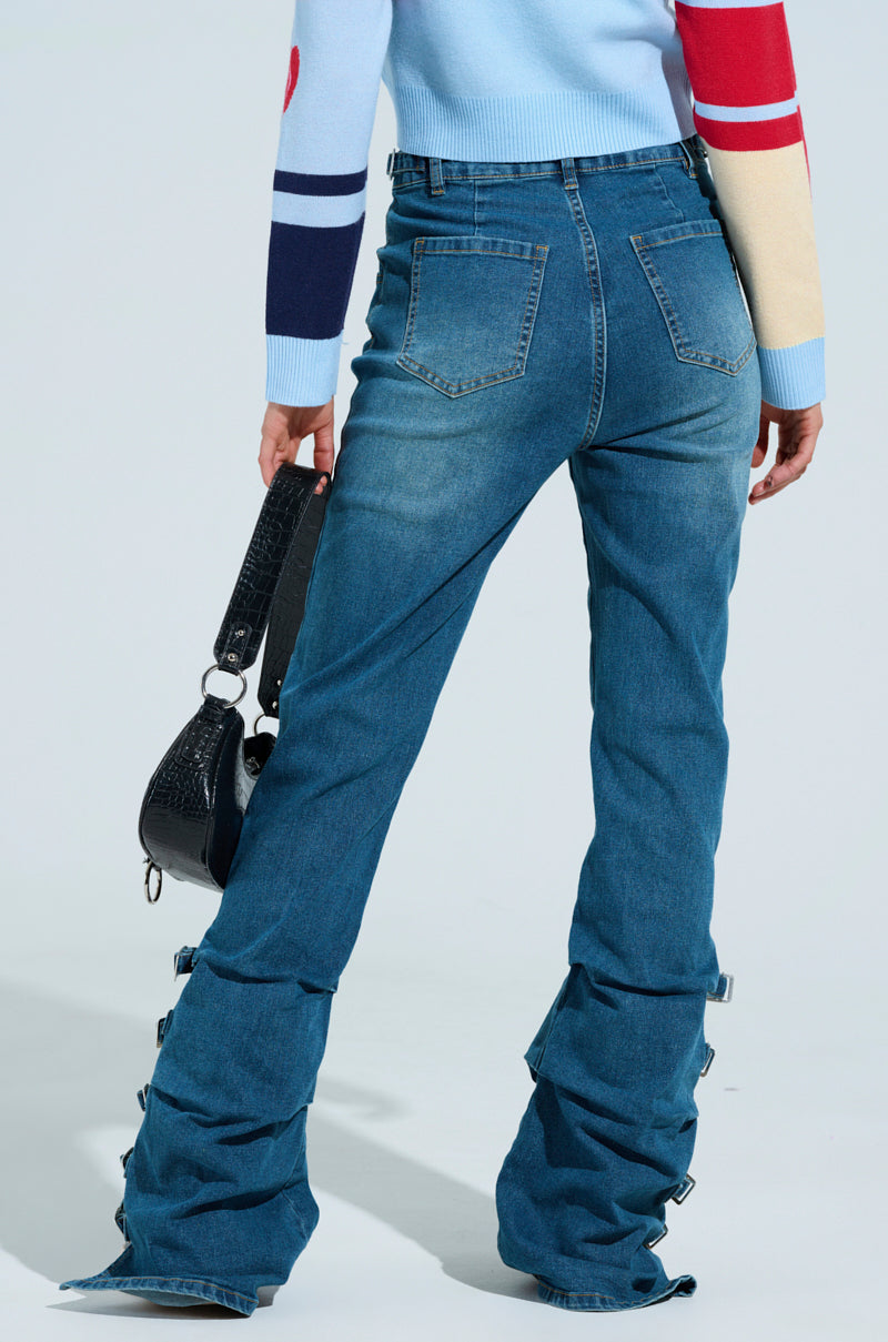 SABINE BUCKLE DETAIL JEANS