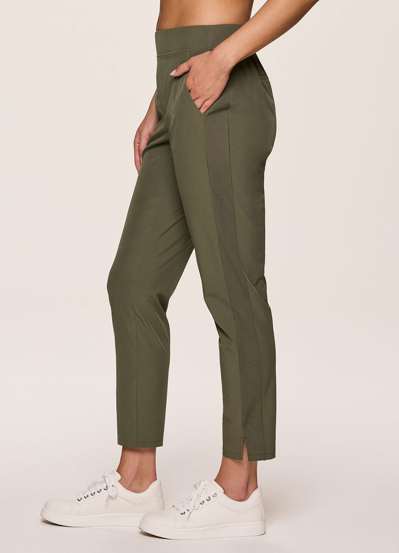 Everyday Ribbed Ankle Pant