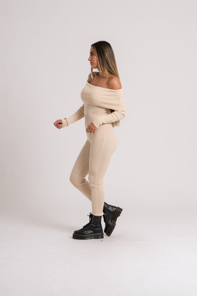 Jumpsuit em malha bege