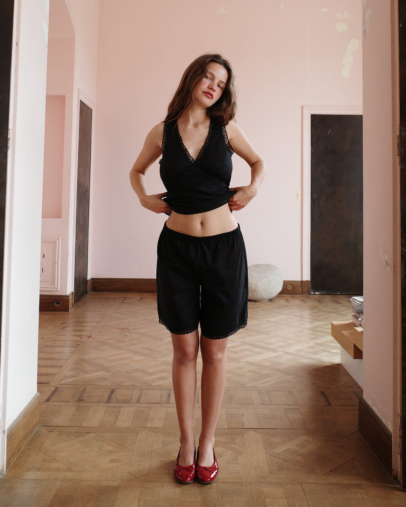 The Bermuda Short: Cotton Voile Black