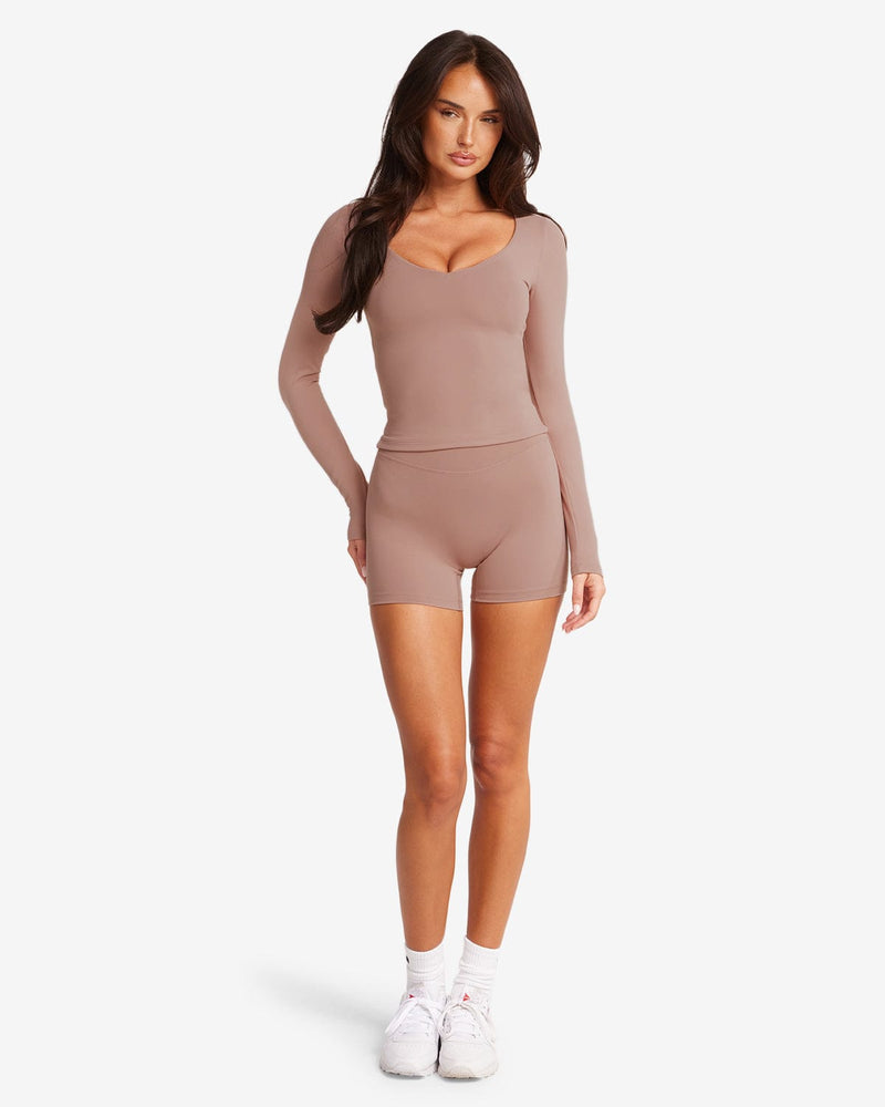 Form Invisible Scrunch Shorts 4