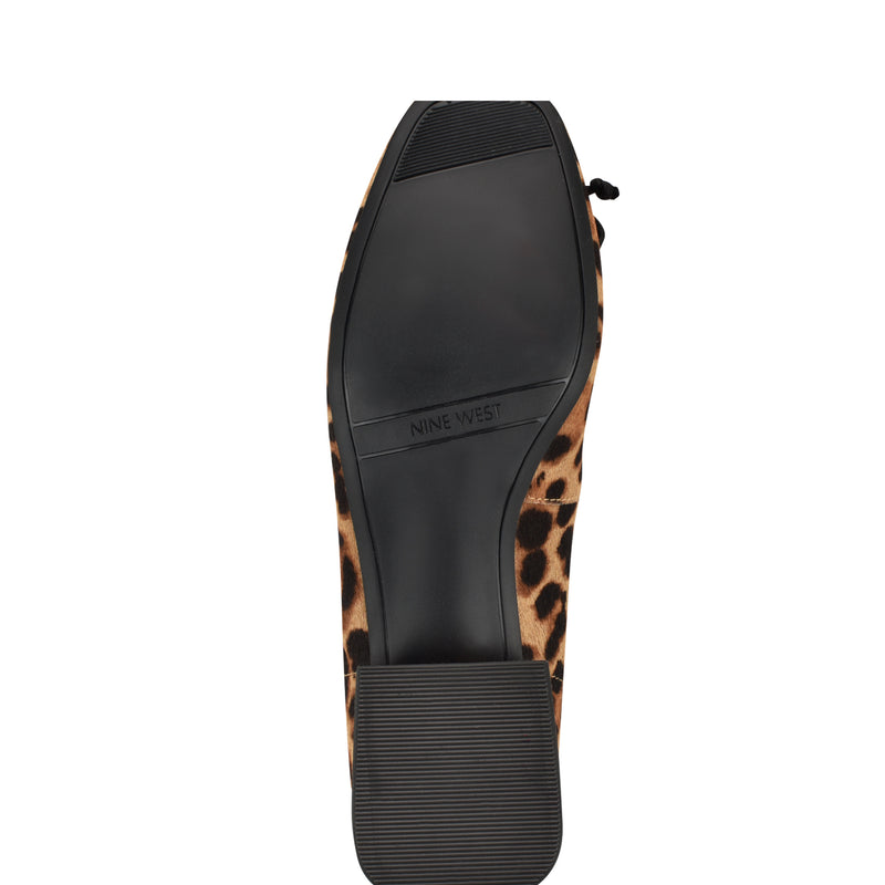 Saruh Square Toe Pumps
