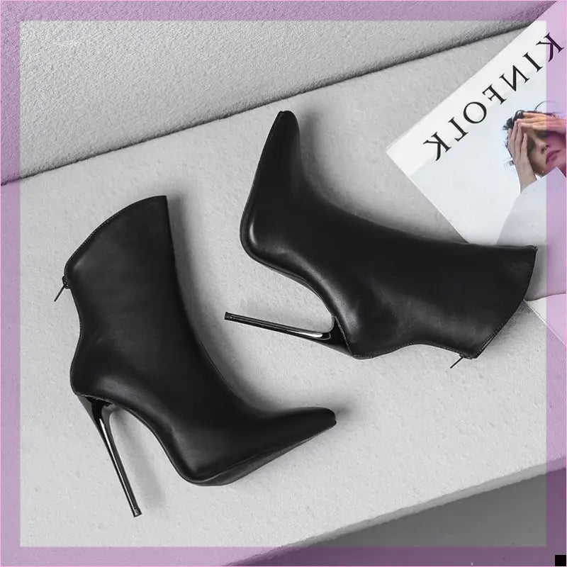 Sleek Fashion Stiletto Pointed Toe Ankle Boots in Plus Sizes