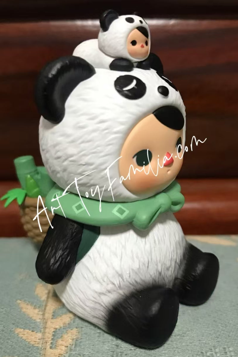 Pucky Panda Baby Figurine - 熊猫宝宝吊卡