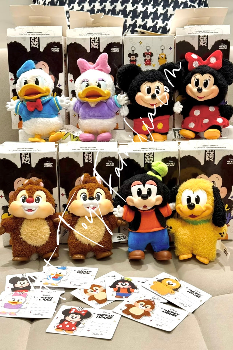 Mickey Family Cute Together KeyChain Series - 米奇家族萌在一起挂件系列手办