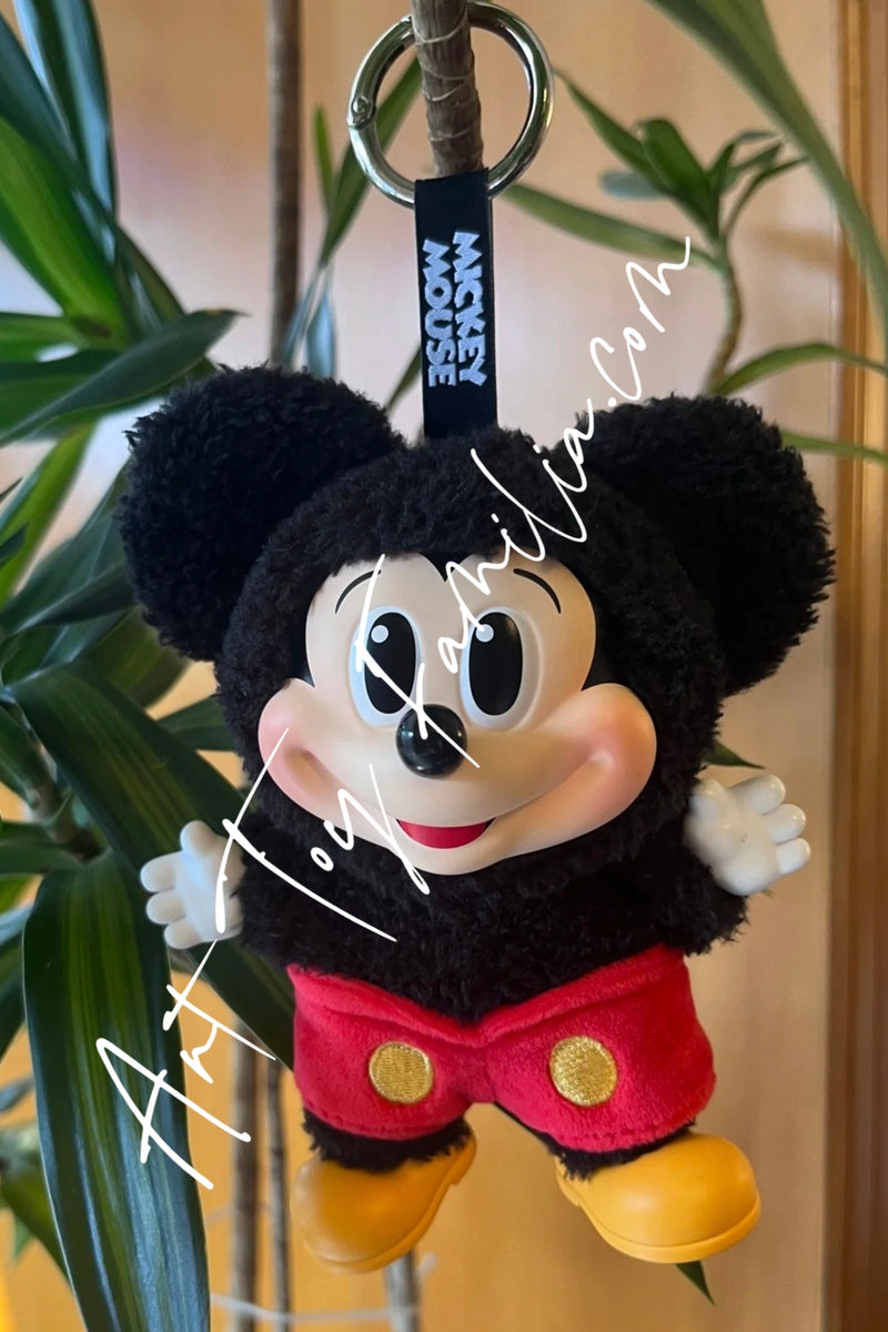 Mickey Family Cute Together KeyChain Series - 米奇家族萌在一起挂件系列手办