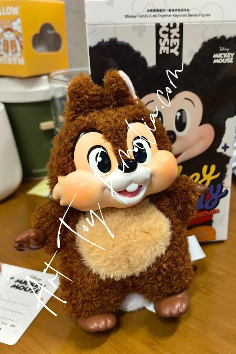 Mickey Family Cute Together KeyChain Series - 米奇家族萌在一起挂件系列手办