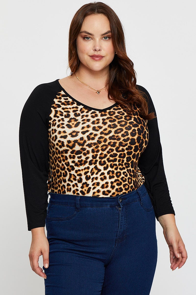 Multi Colour V-neck Tshirt Three Quater Sleeve