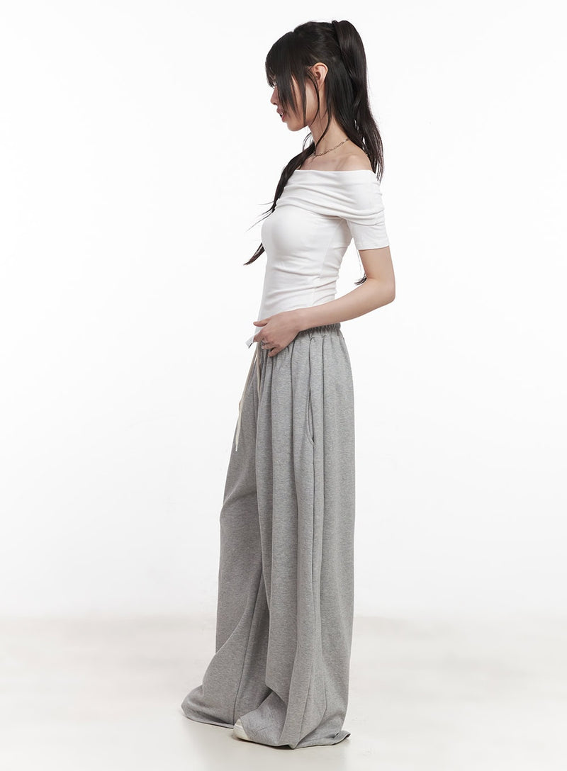 Off-Shoulder Asymmetric Crop Top CY521
