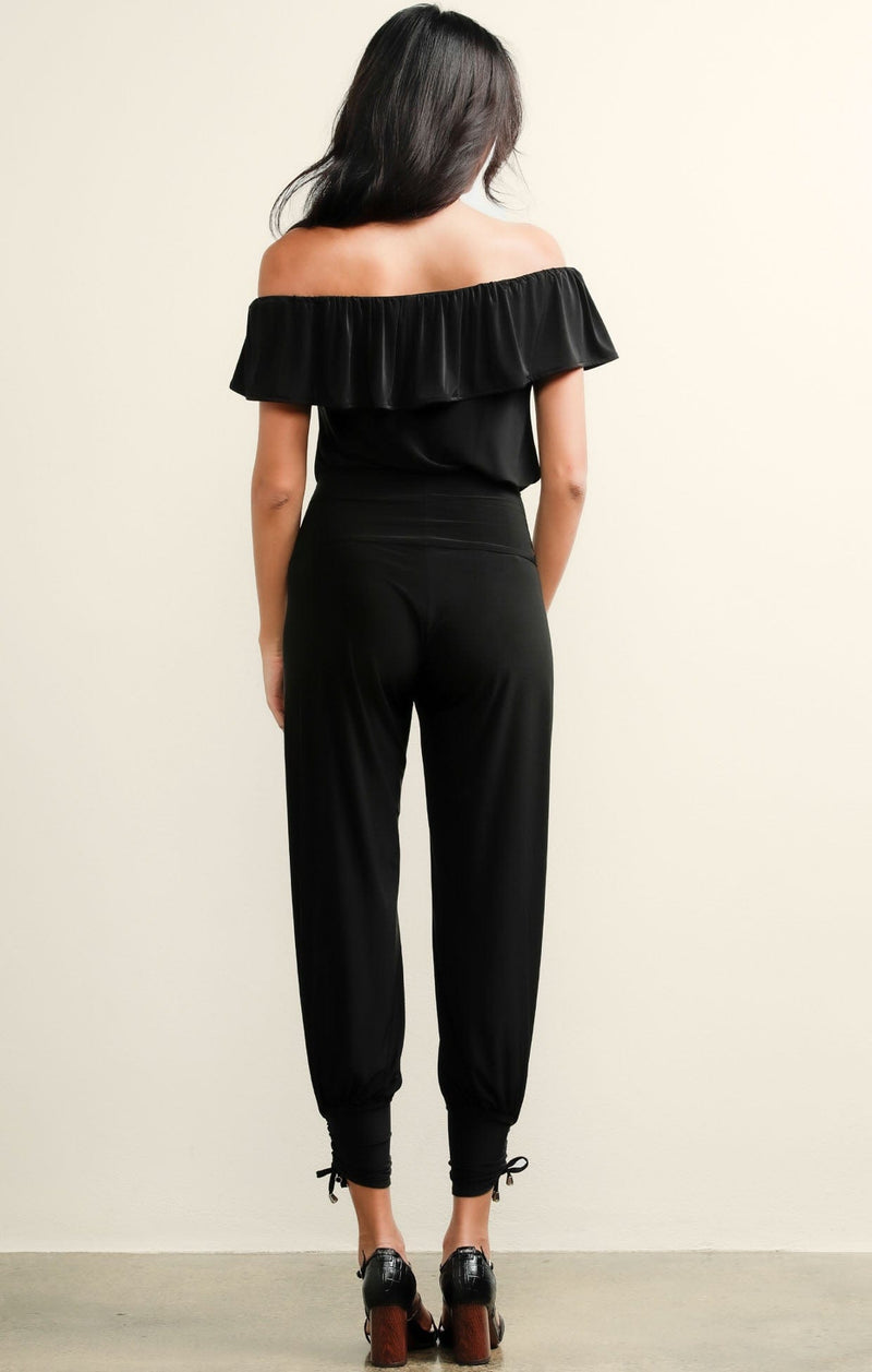OFF SHOULDER FRILL TOP IN BLACK