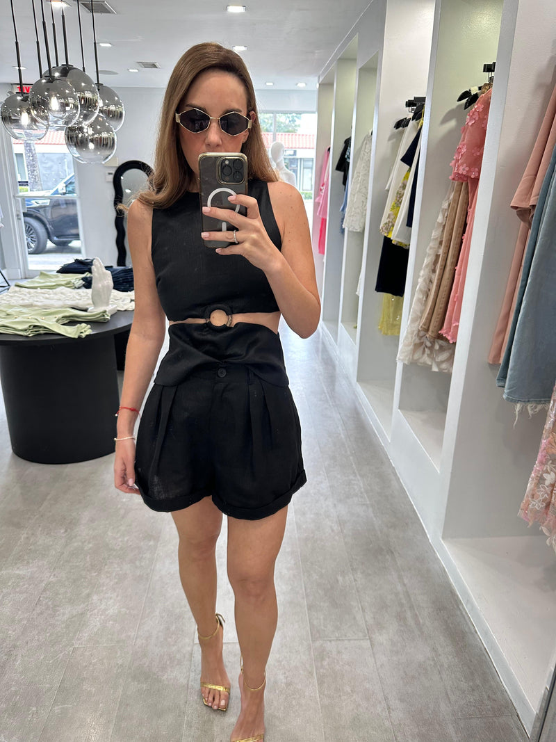 LINEN CUT OUT TOP