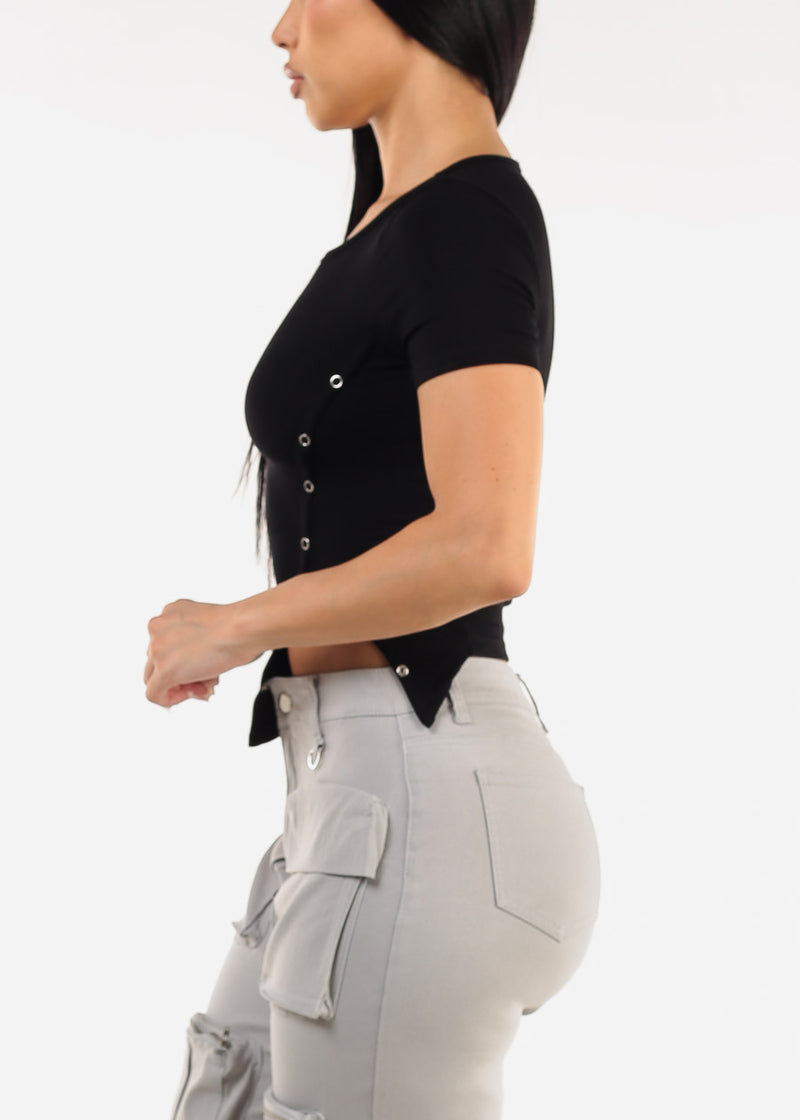 Black Short Sleeve Ribbed Top w Side Snap Cut Out