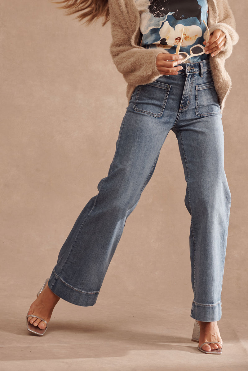 Juan High Rise Wide Leg Jean In Mid Blue Denim