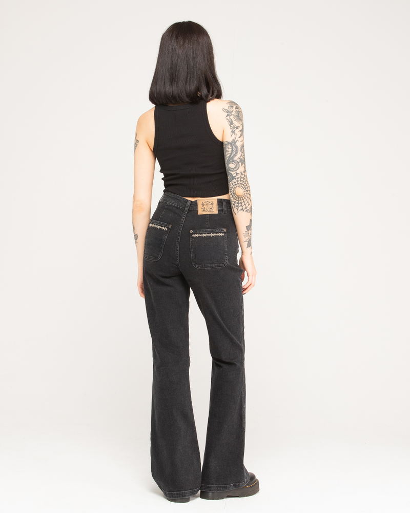 Jett Kickflare Jean - Washed Black