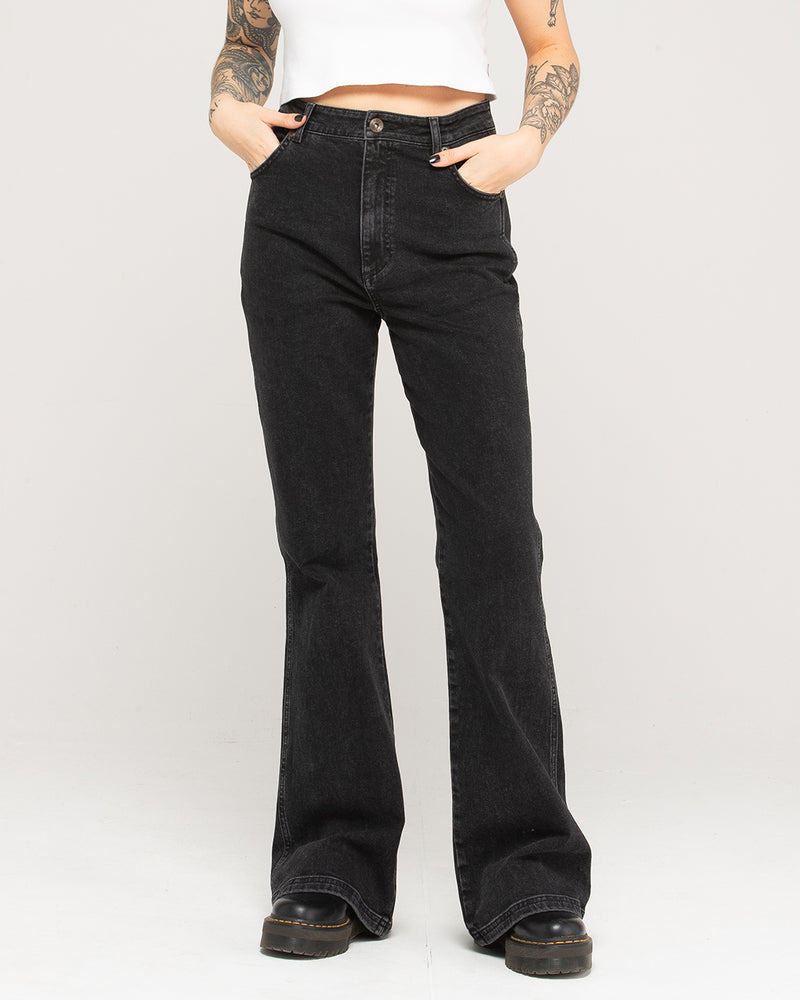 Jett Kickflare Jean - Washed Black