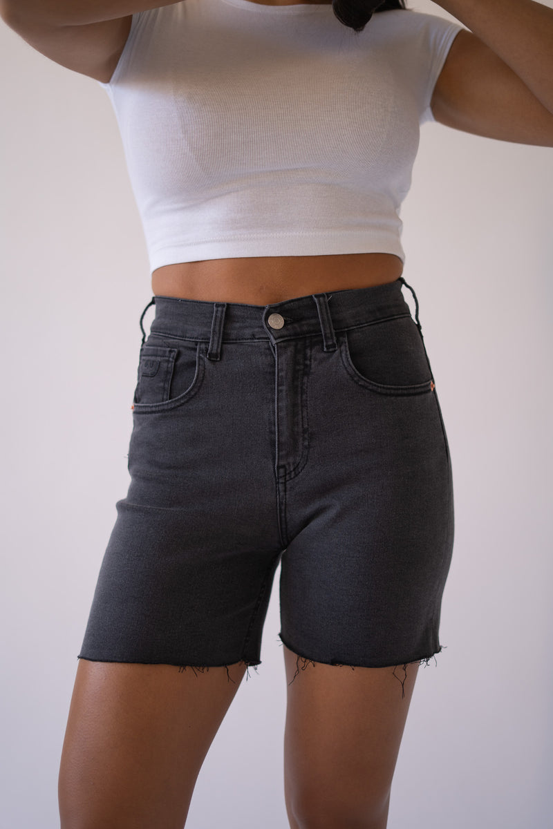 SHORTS HIGH RISE - GREY