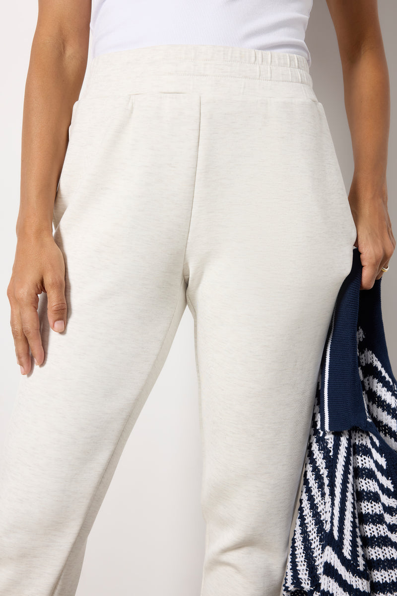 The Slim Pant 25