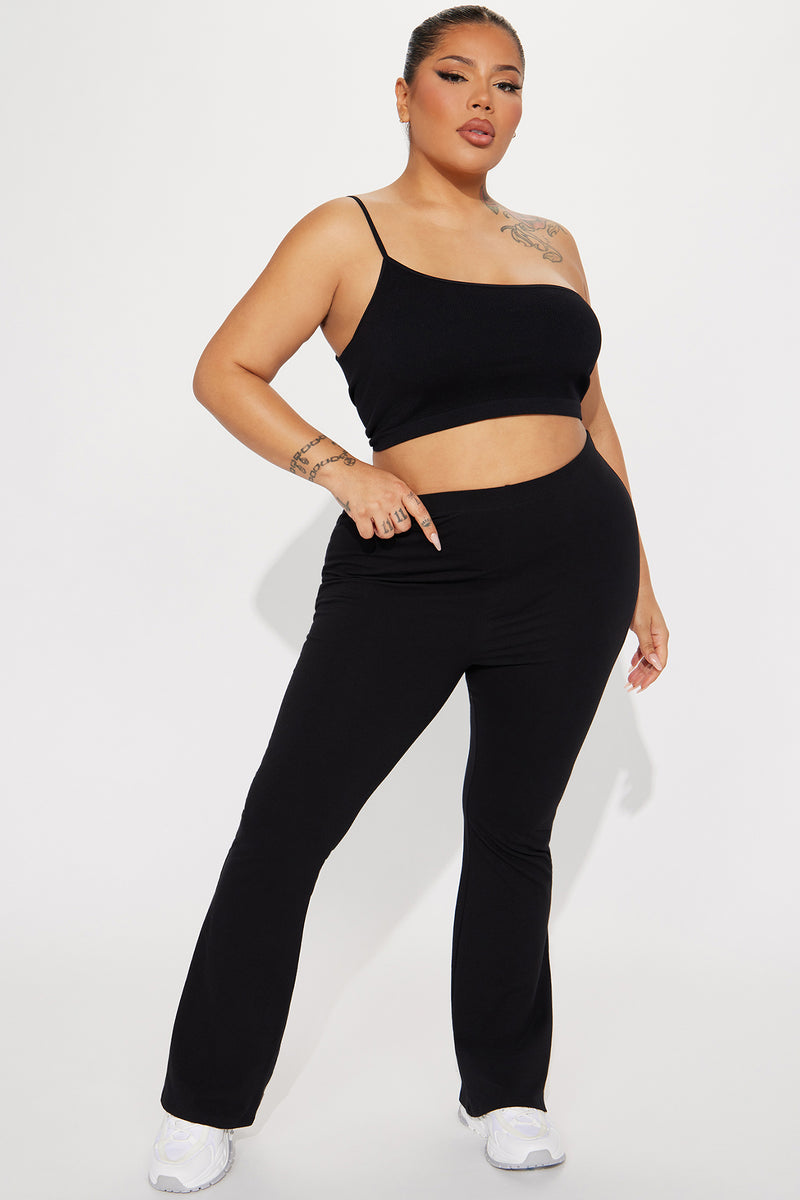 Petite Adriana Flare Pant - Black