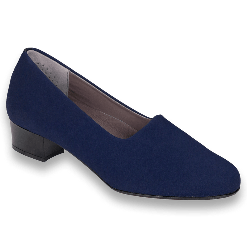 Lucia Navy