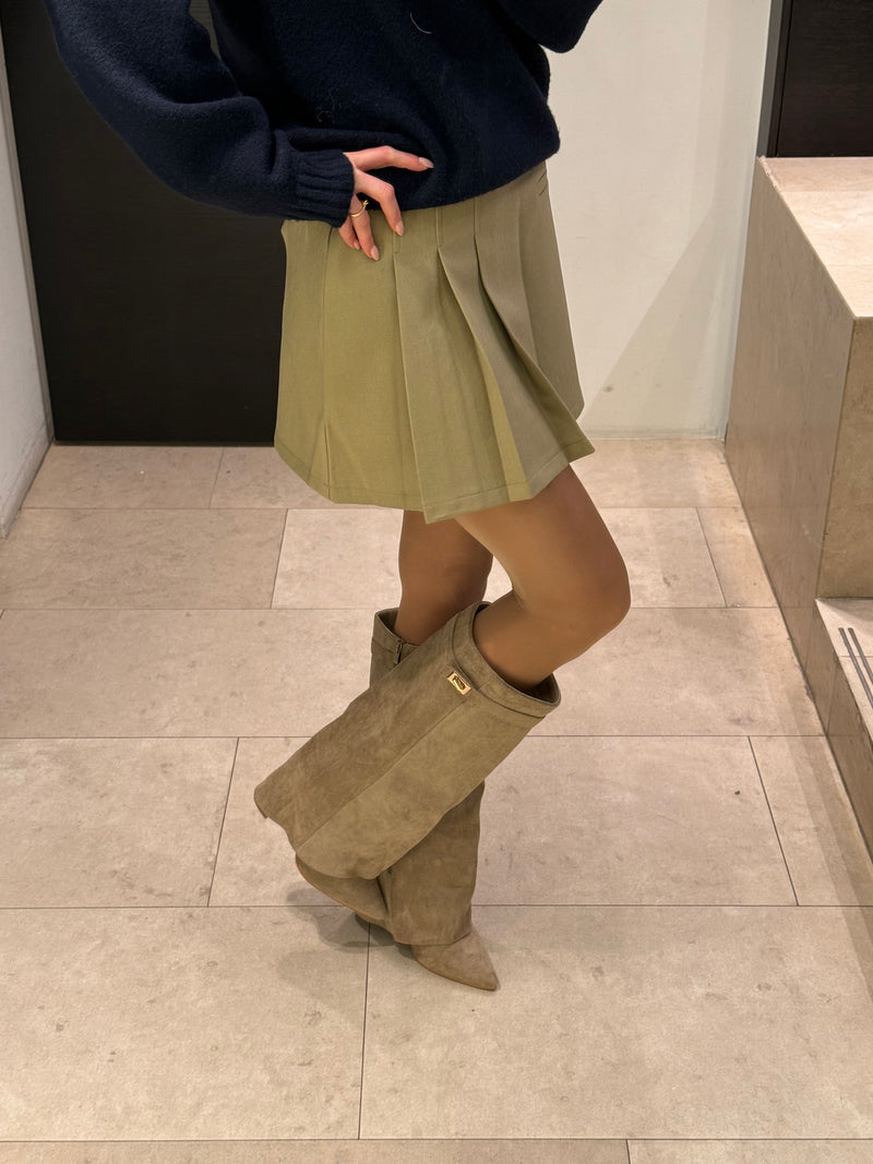 Label C Viral Boots