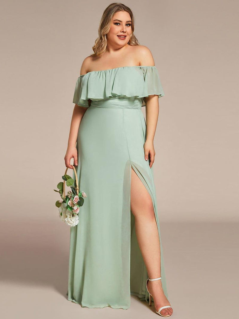 pretty ÉMILE|Plus Size Off-The-Shoulder Ruffle Thigh Split Bridesmaid Dress