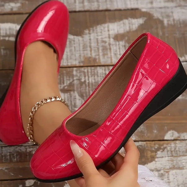 Women's Plus Size Shallow Mouth Solid Color Casual Flat Shoes