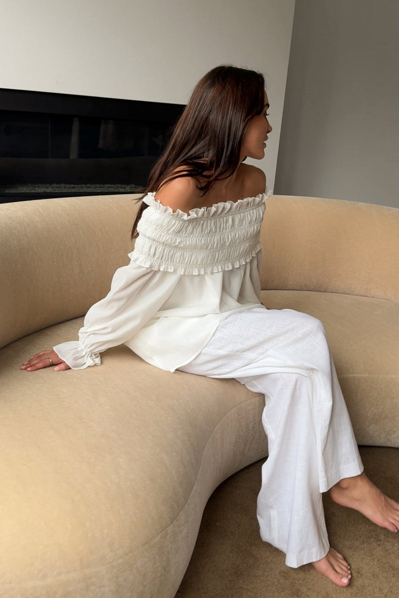 OFF SHOULDER RUCHED BLOUSE