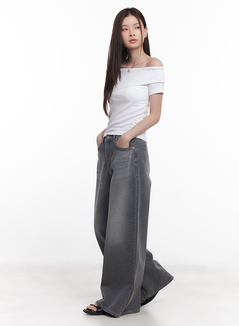 Off-Shoulder Slim-Fit Crop Tee CY519