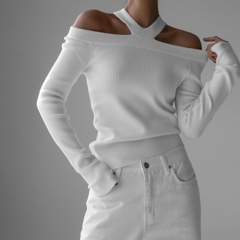 [Ready to ship] [PAPERMOON] AW / Cut Out Halter Neck Detail Ribbed Knit Top