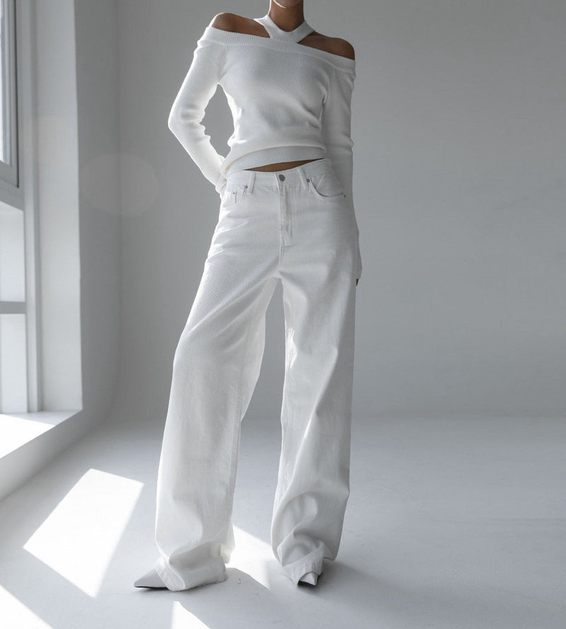 [Ready to ship] [PAPERMOON] AW / Cut Out Halter Neck Detail Ribbed Knit Top