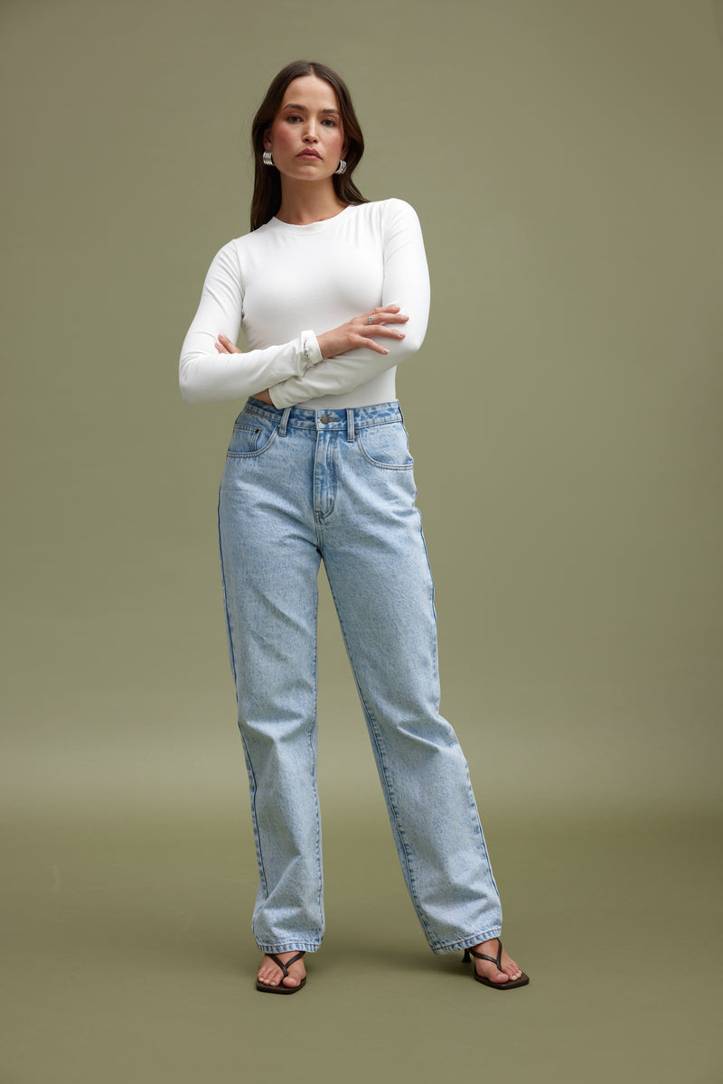 Willow Denim Straight Leg Jean Light Blue