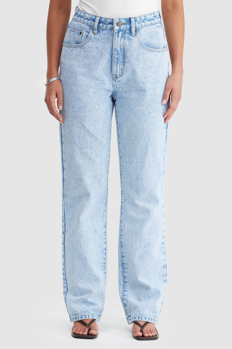 Willow Denim Straight Leg Jean Light Blue
