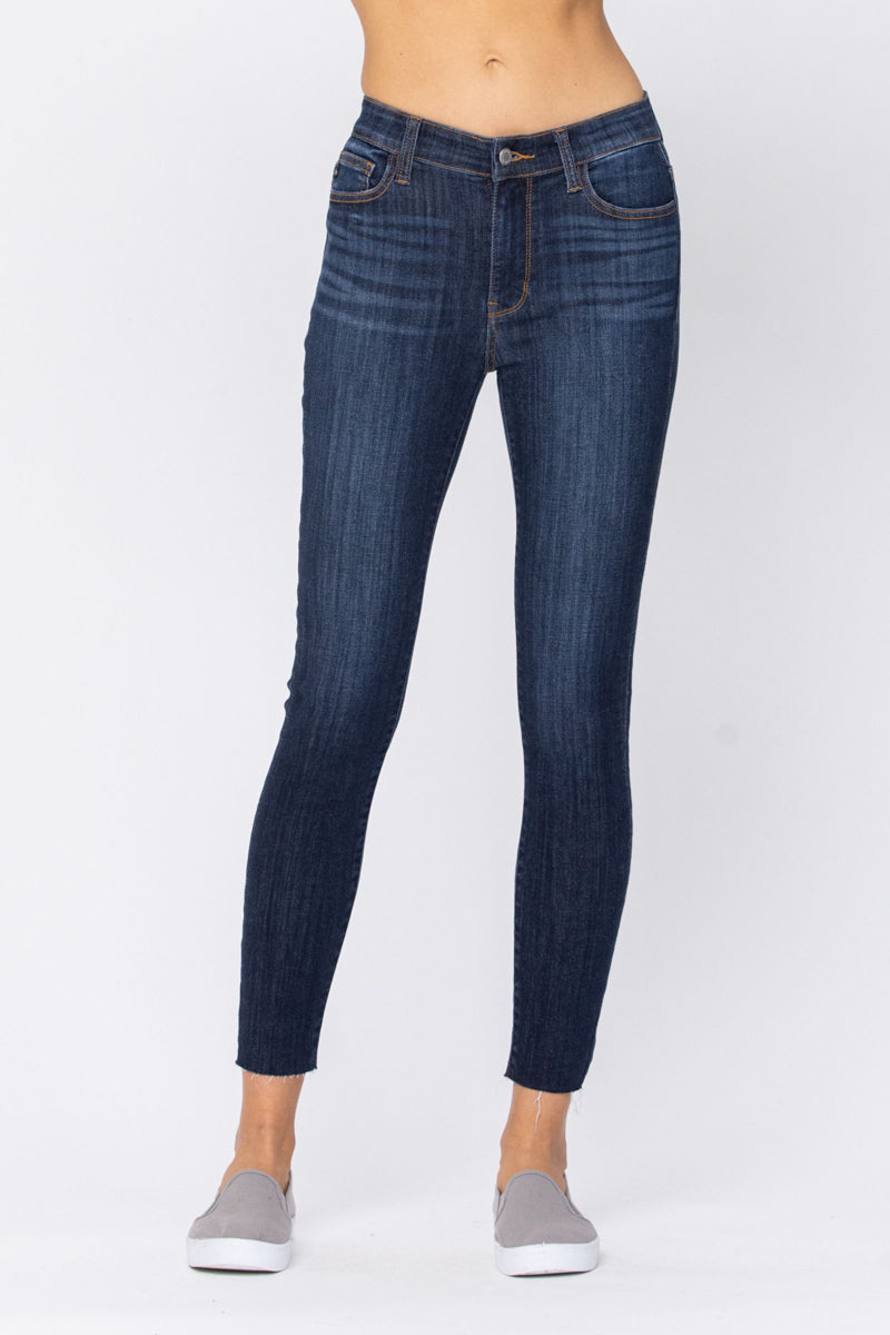 Judy Blue Mid Rise No Destroy Skinny Denim Jeans 82201