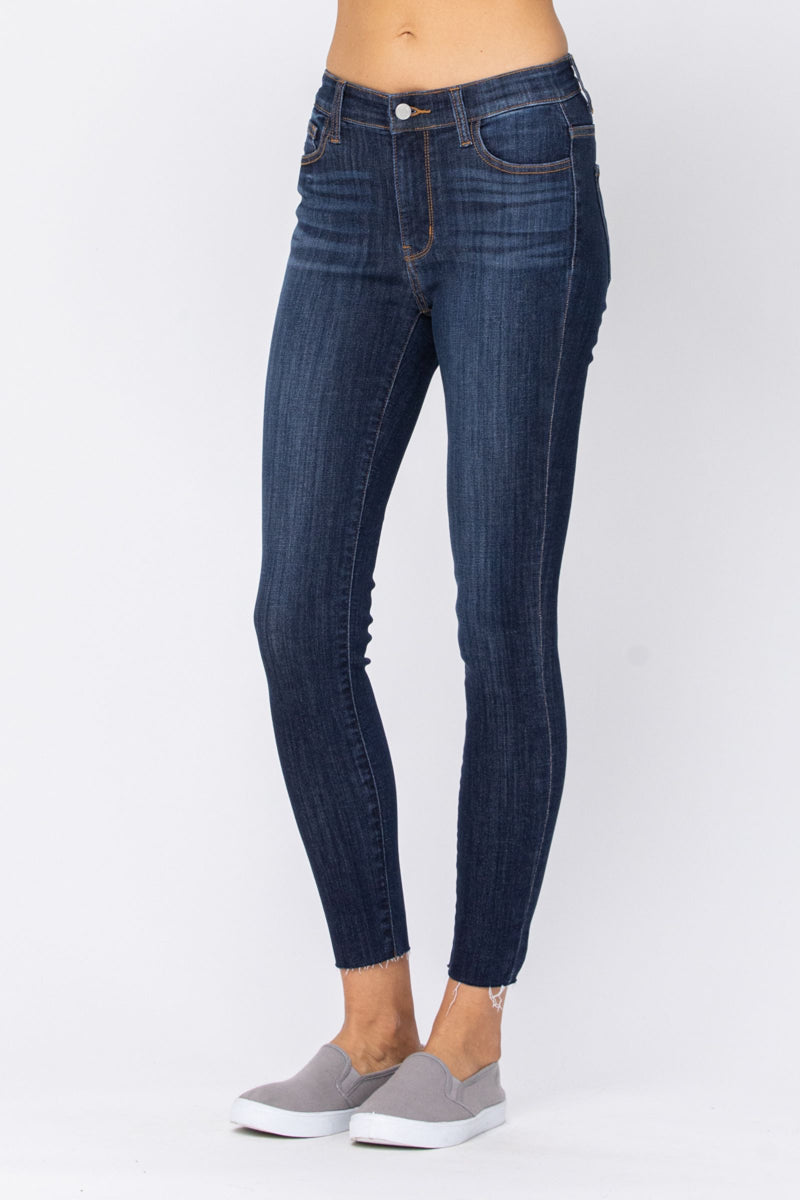 Judy Blue Mid Rise No Destroy Skinny Denim Jeans 82201