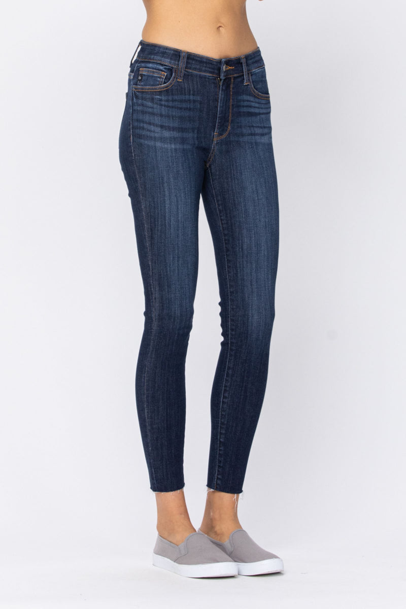 Judy Blue Mid Rise No Destroy Skinny Denim Jeans 82201