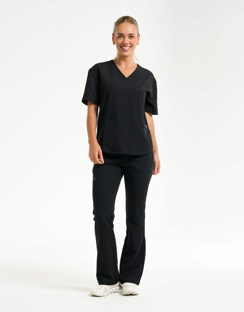 Essential Flare Scrub Pants - Black