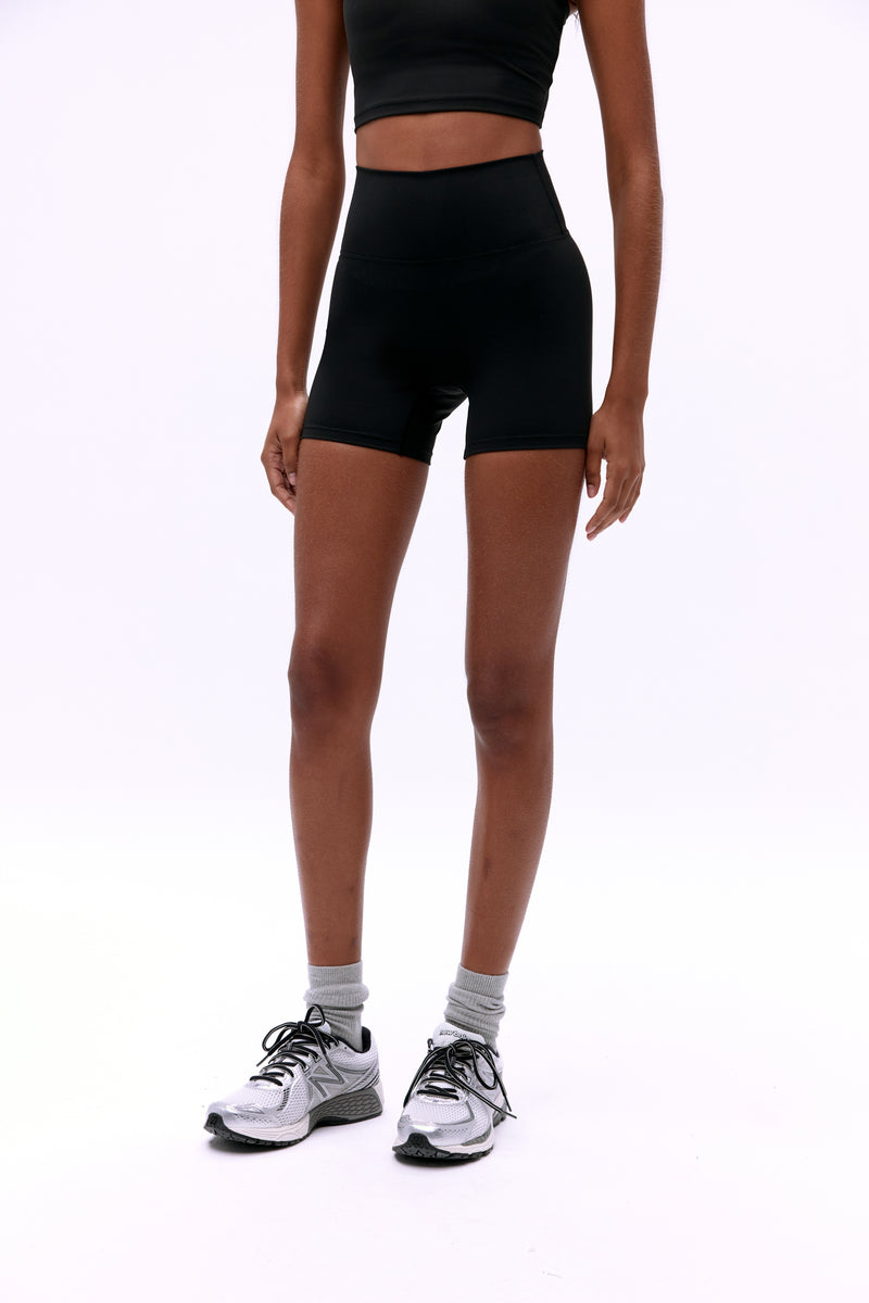 Ultimate Ultra Crop Short - Black