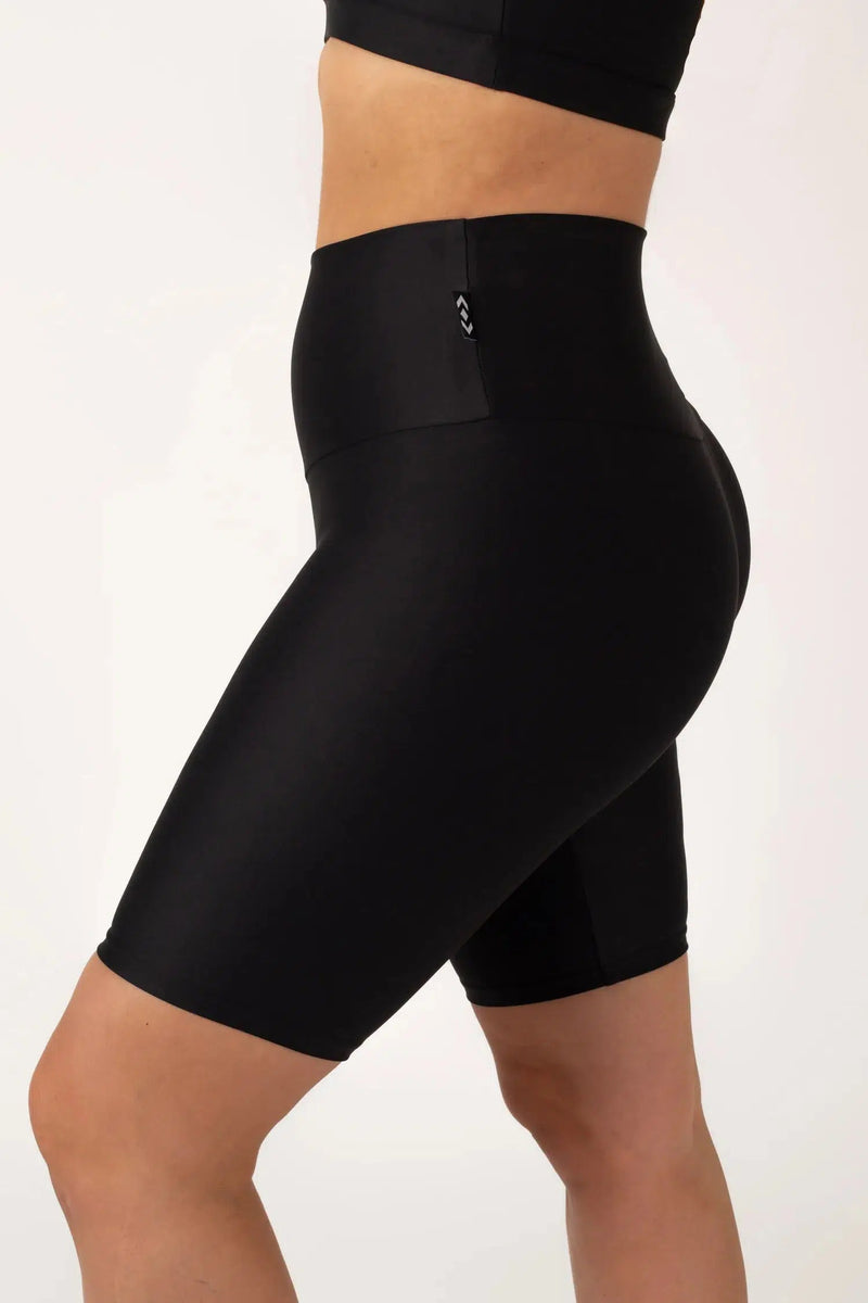 Performance High Waisted Long Shorts - Black