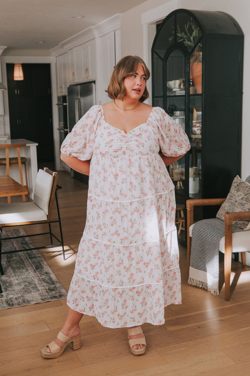 PLUS SIZE - Run Into You Dress