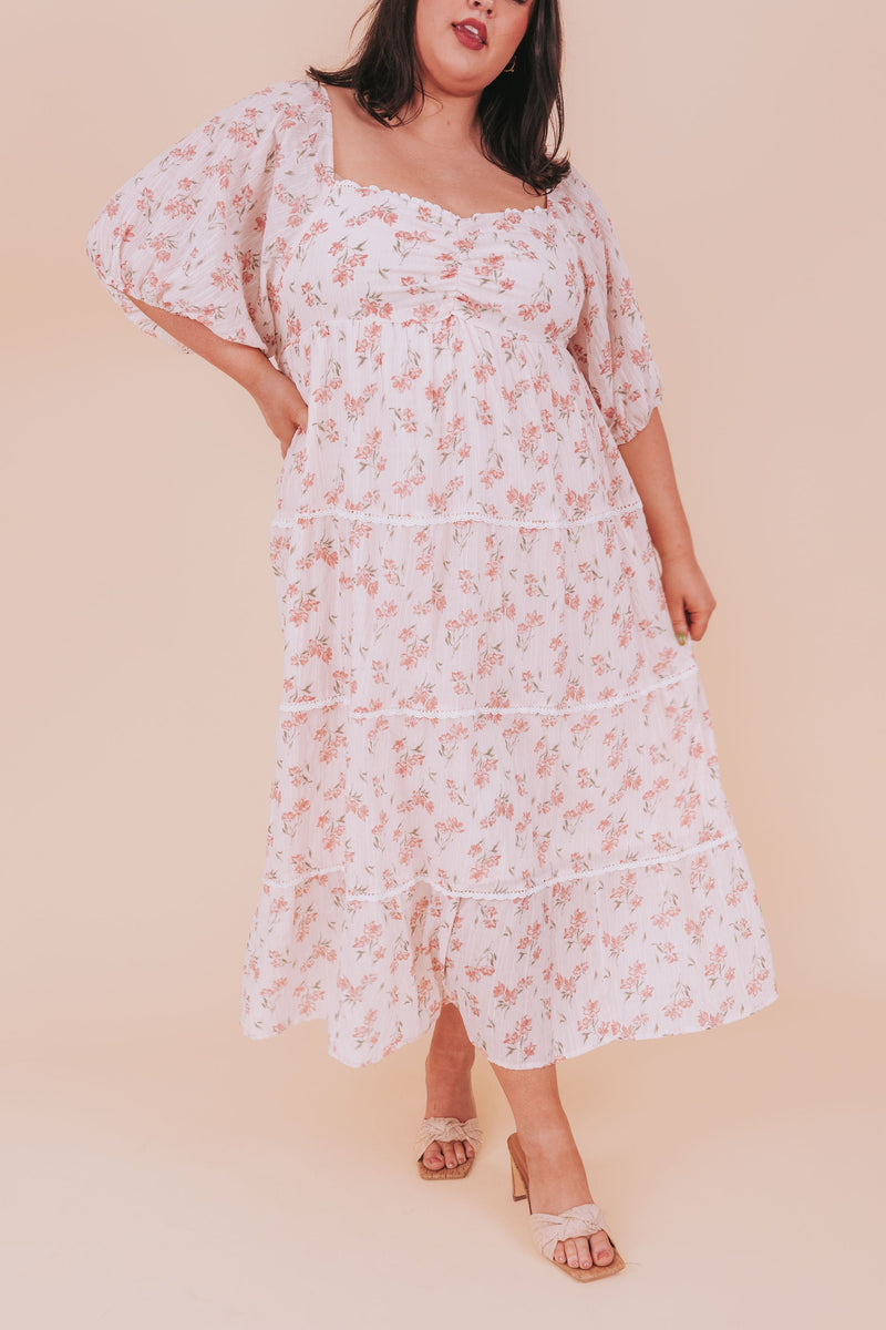 PLUS SIZE - Run Into You Dress
