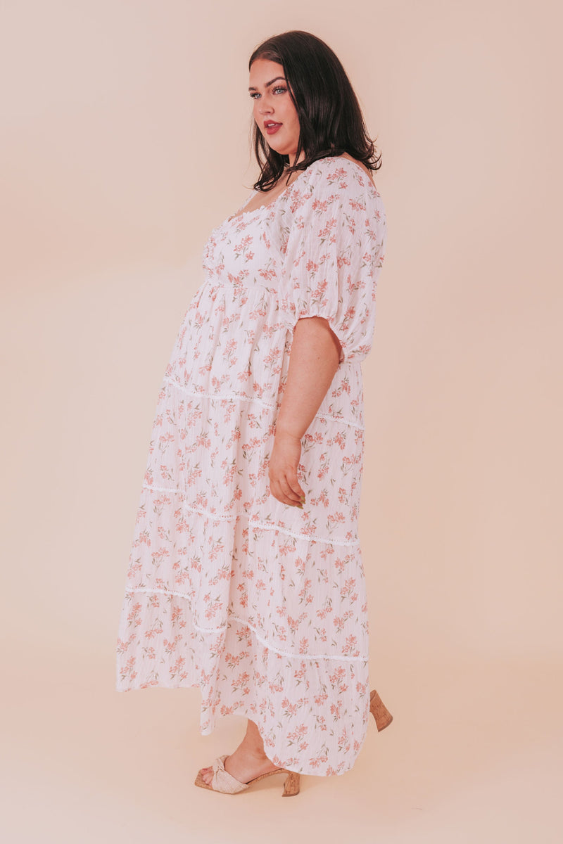 PLUS SIZE - Run Into You Dress