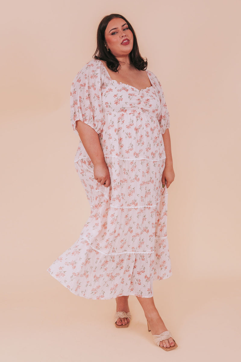 PLUS SIZE - Run Into You Dress