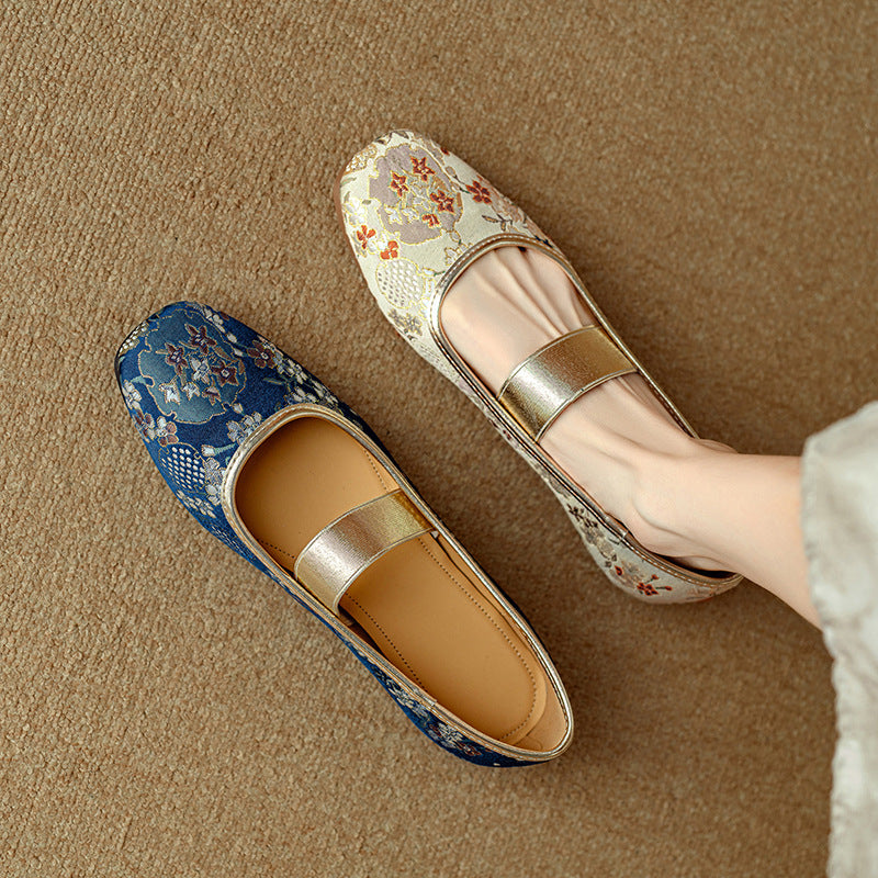 2024 Autumn New Fabric-Topped National Style Shoes with Embroidery – Flat, Qi Pao-Style, Shallow-Cut, Size 40-41, Plus Size Women's Shoes