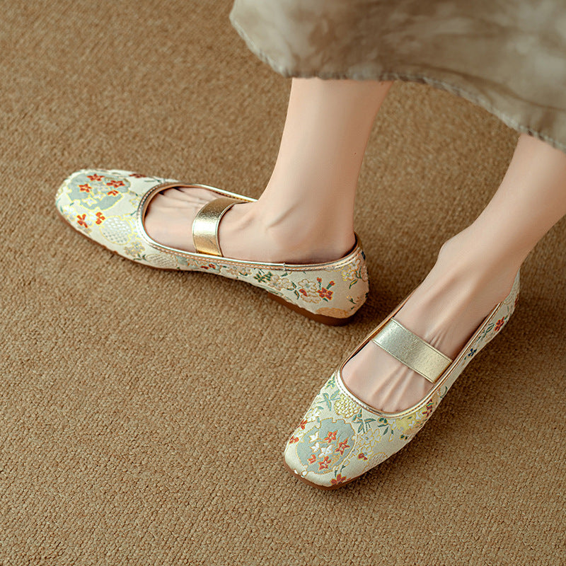 2024 Autumn New Fabric-Topped National Style Shoes with Embroidery – Flat, Qi Pao-Style, Shallow-Cut, Size 40-41, Plus Size Women's Shoes