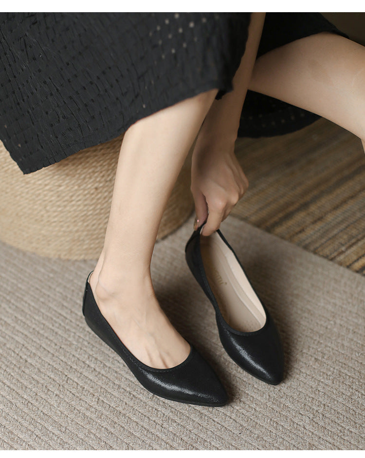 Petite to Plus Size Metallic Pointed Ballet Flats (31-45)